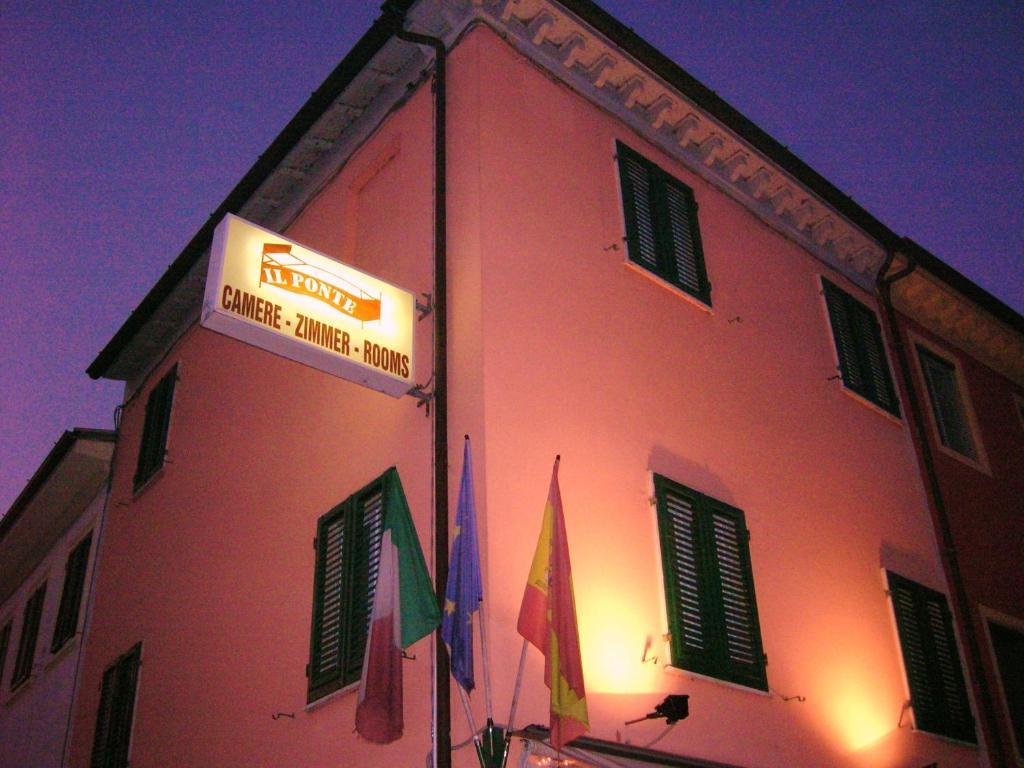 Il Ponte Affittacamere Lucca Luaran gambar